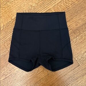 Lululemon Black Women's High-Waisted Shorts- Size 2